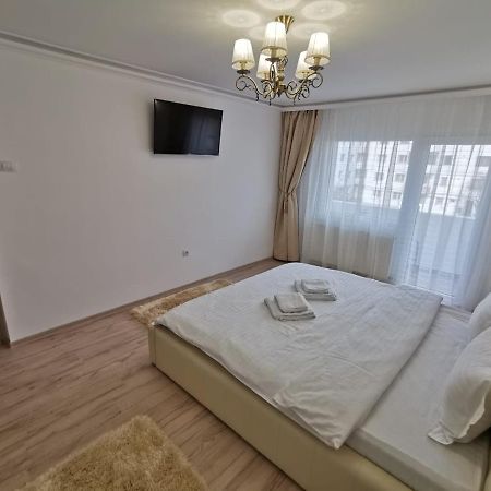 Apartament Gold Luxury Aknavásár Kültér fotó