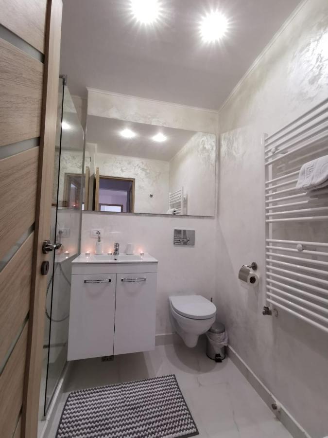 Apartament Gold Luxury Aknavásár Kültér fotó