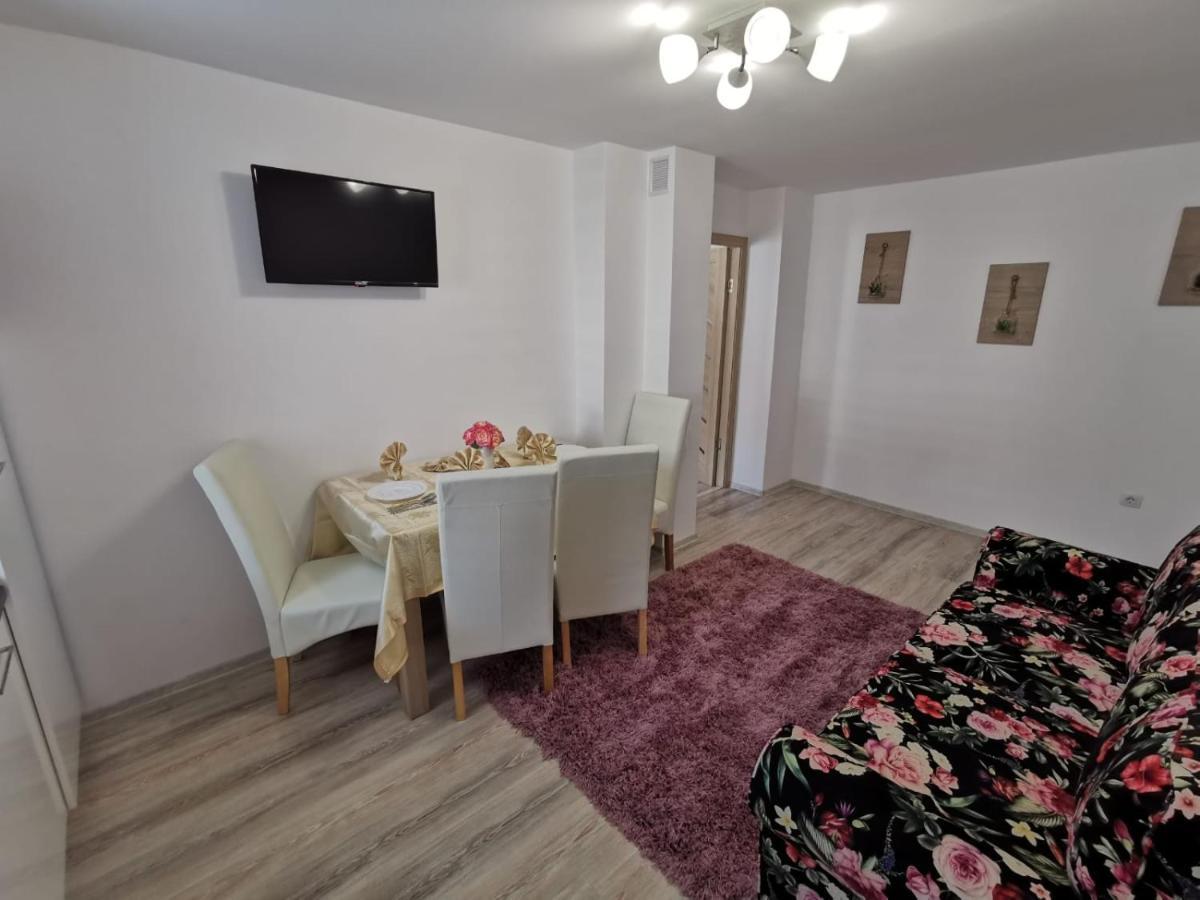 Apartament Gold Luxury Aknavásár Kültér fotó
