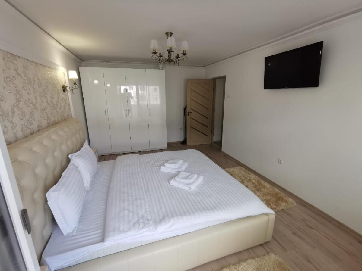 Apartament Gold Luxury Aknavásár Kültér fotó