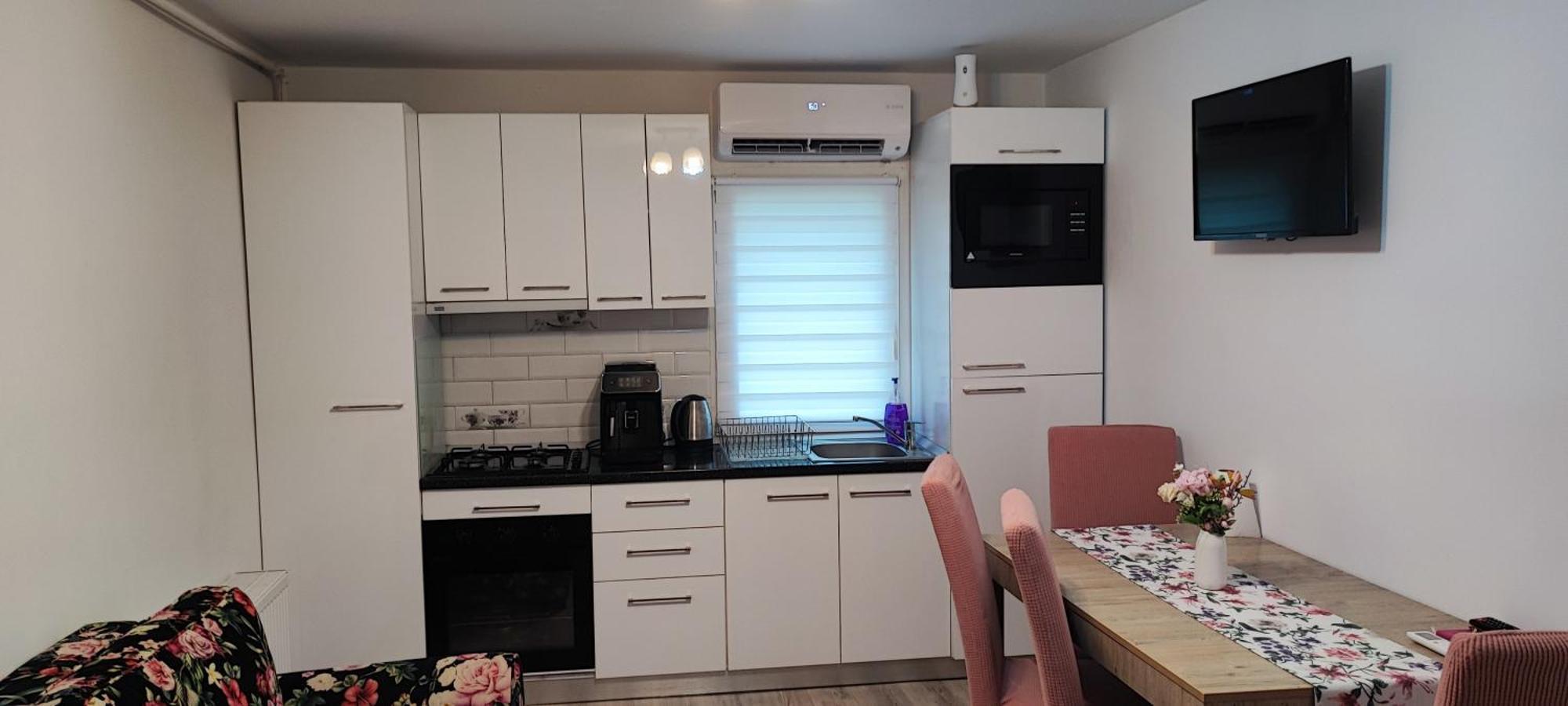 Apartament Gold Luxury Aknavásár Kültér fotó